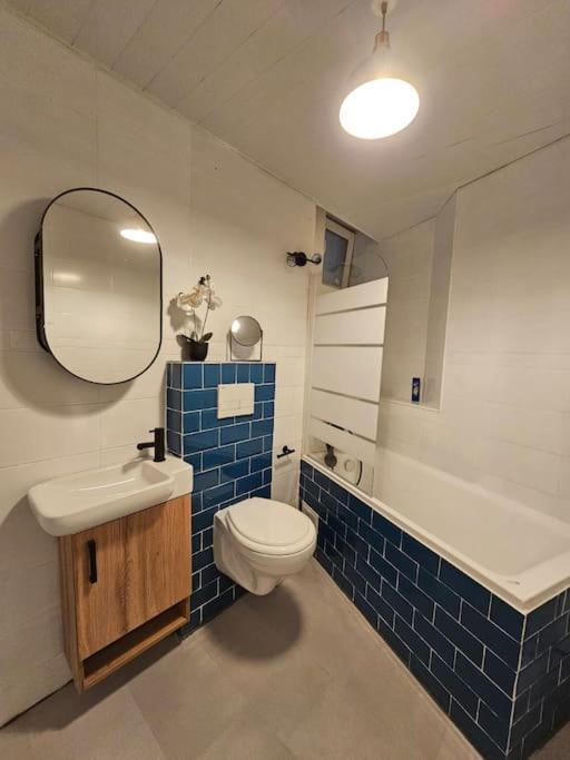 Heart Of City Center 4Br 2Bath 10 Pers Bucharest Luaran gambar