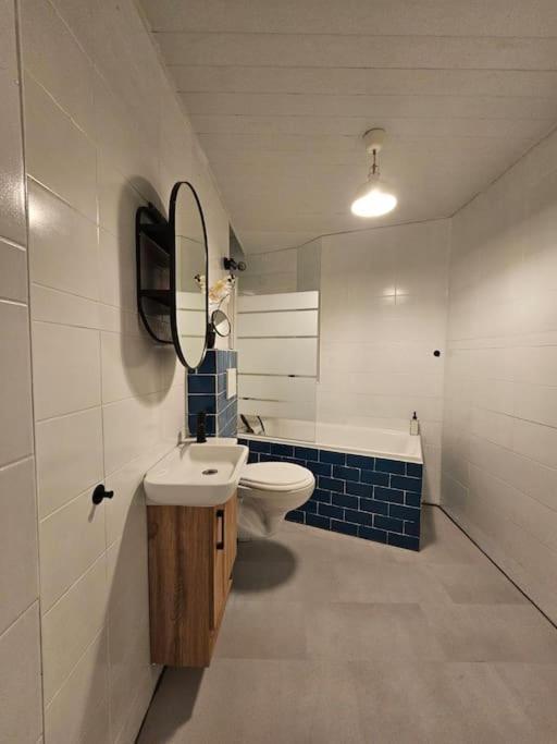 Heart Of City Center 4Br 2Bath 10 Pers Bucharest Luaran gambar
