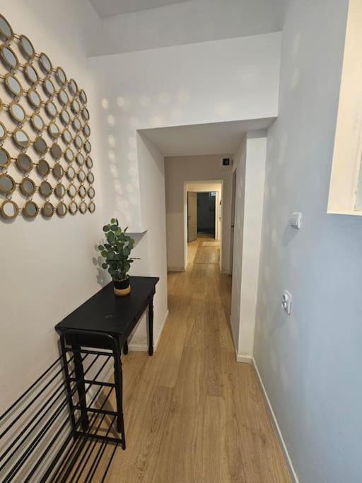 Heart Of City Center 4Br 2Bath 10 Pers Bucharest Luaran gambar