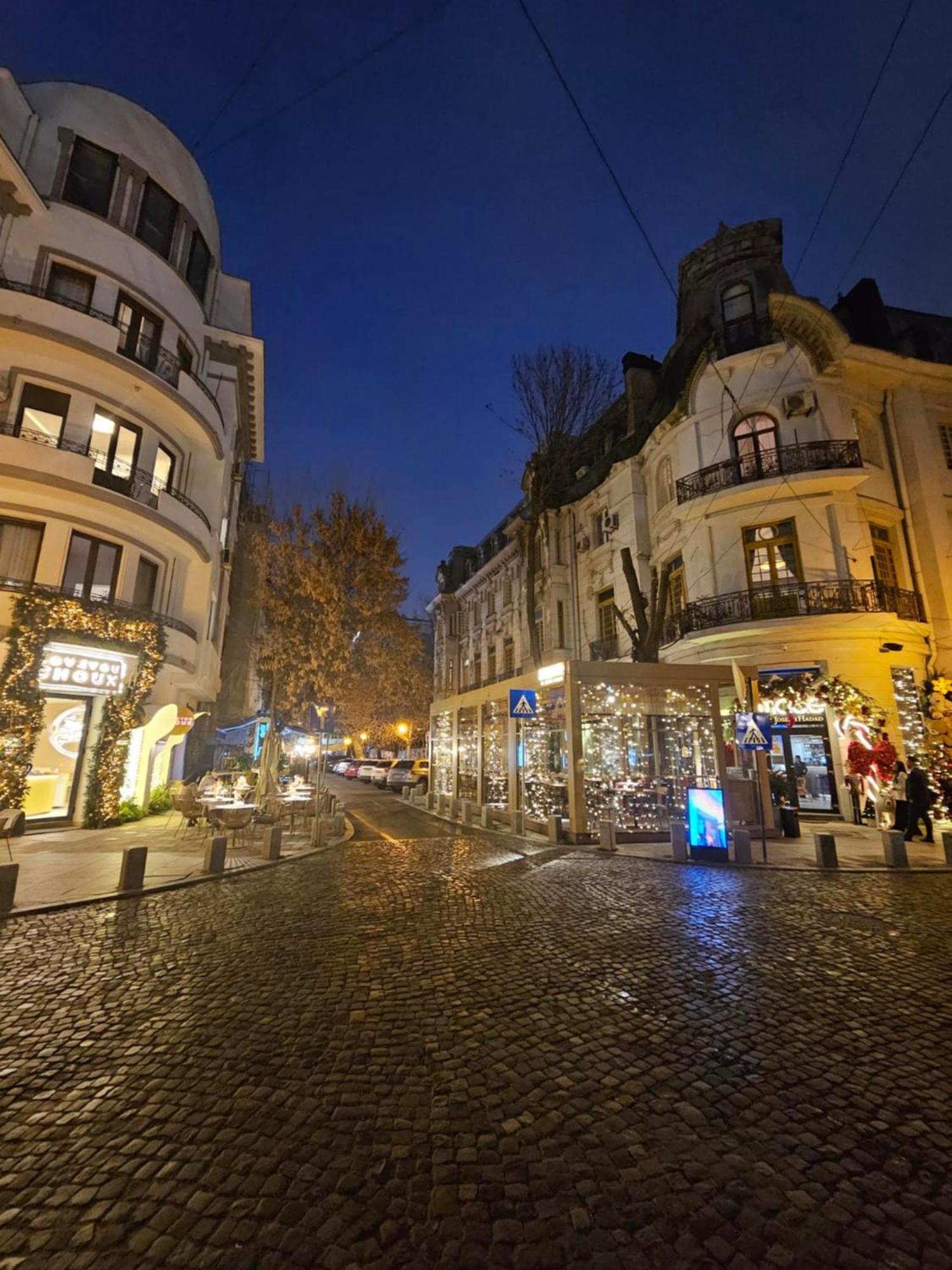 Heart Of City Center 4Br 2Bath 10 Pers Bucharest Luaran gambar